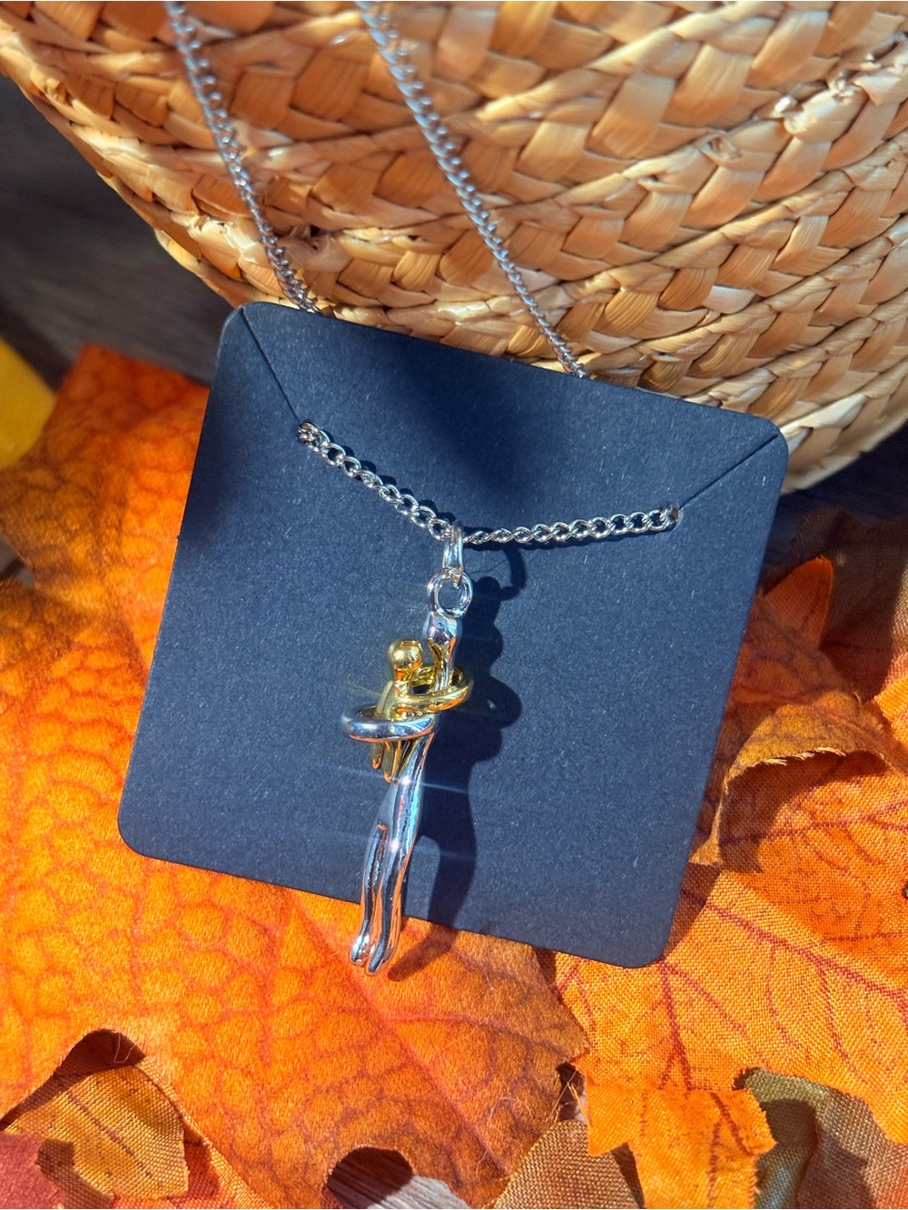 Two-Tone Hug Pendant Necklace - Silver & Gold